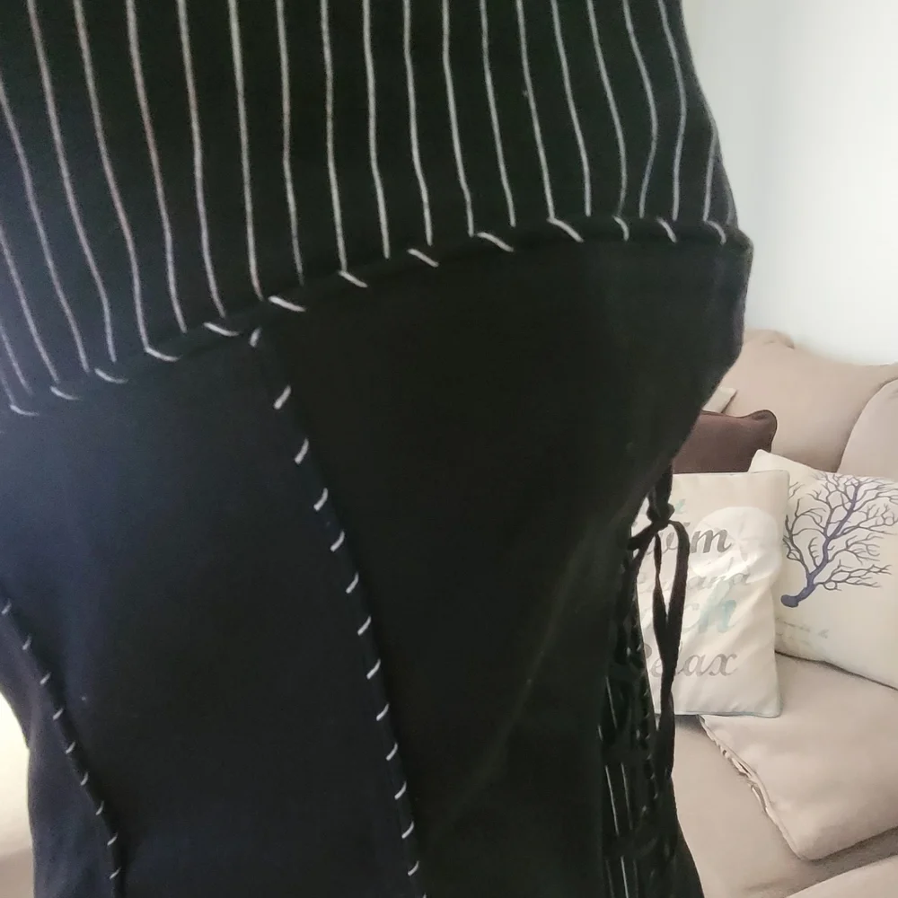 TORRID VINTAGE TRIPP CORSET NEW UNIQUE. - Picture 3 of 16